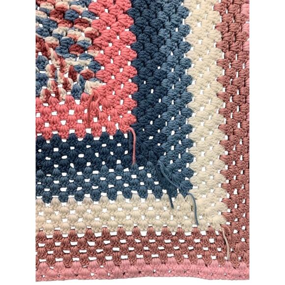 Vintage Crochet Square Blanket Afghan Throw 42" x 44" Mauve Blue - Picture 5 of 7